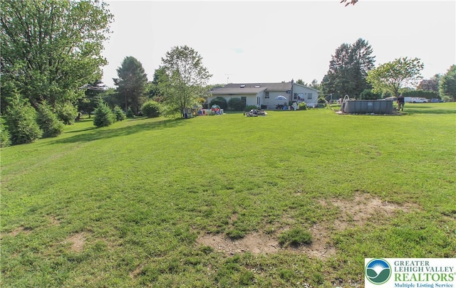 518 Bauer Rd, Moore Twp, PA 18014 - view of grassy yard