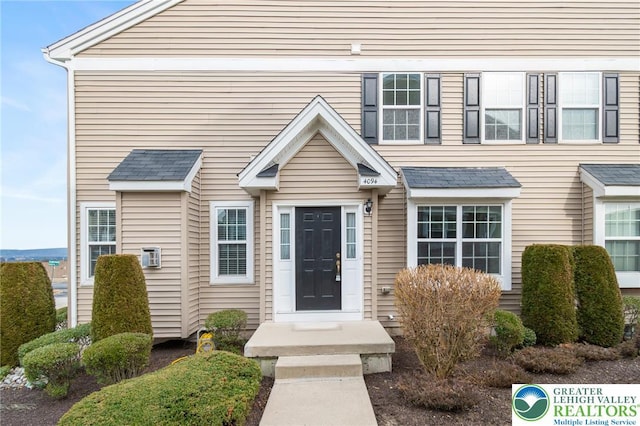 4094 Bunker Hill Dr S, Upper Saucon Twp, PA 18036 - view of front facade