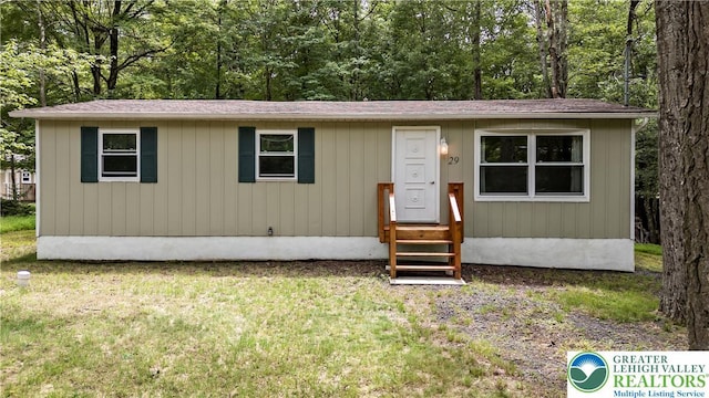 29 Long Brook Way, Penn Forest Twp, PA 18210 - view of front facade with entry steps and a front yard