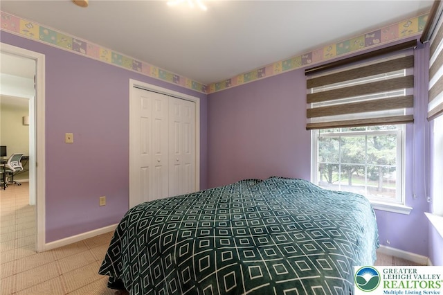 1536 Cambridge Dr, Lower Macungie Twp, PA 18062 - carpeted bedroom featuring baseboards and a closet
