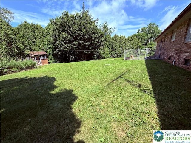 4395 E Texas Rd, Lower Macungie Twp, PA 18103 - view of yard