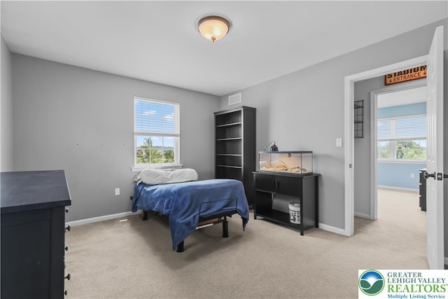 7725 Harbor Ct, Washington Twp, PA 18080 - bedroom featuring carpet flooring and baseboards