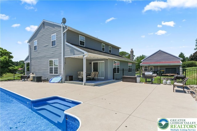 7725 Harbor Ct, Washington Twp, PA 18080 - back of property with a patio