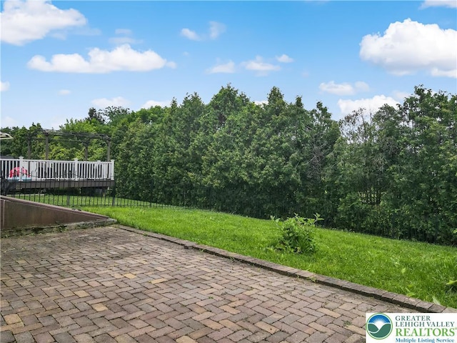 5587 Stonecroft Ln, Lower Macungie Twp, PA 18106 - view of patio / terrace