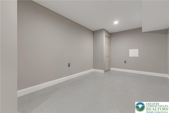 6945 Hunt Dr, Lower Macungie Twp, PA 18062 - finished below grade area with baseboards and recessed lighting