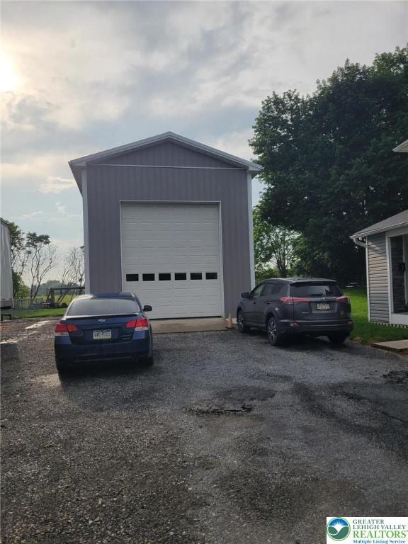 733 Nazareth Pike, Lower Nazareth Twp, PA 18064 - view of detached garage