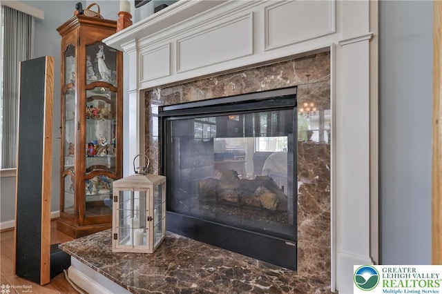 4076 Pine Hurst Dr, Allen Twp, PA 18067 - detailed view of a premium fireplace