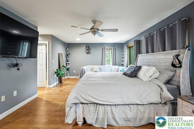 1079 Marshalls Creek Rd, Middle Smithfield Twp, PA 18302 - bedroom with wood finished floors, ceiling fan, and recessed lighting