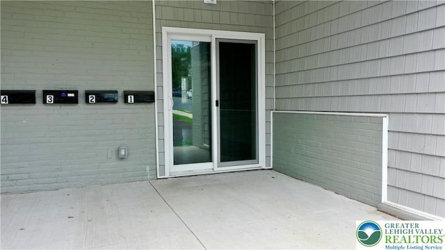 801 W Broad, Bethlehem City, PA 18018 - entrance to property with a patio area