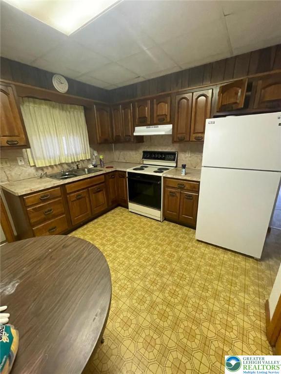 14 Theresa St, Shenandoah, PA 17976 - photo 31