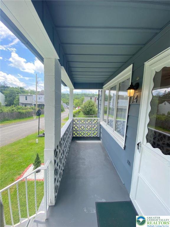 14 Theresa St, Shenandoah, PA 17976 - photo 5