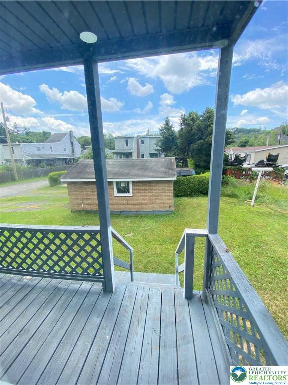 14 Theresa St, Shenandoah, PA 17976 - photo 9