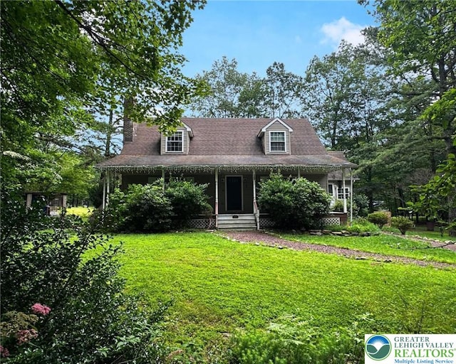 1701 Johns Rd, Chestnuthill Twp, PA 18330 - view of front of house with a porch and a front lawn