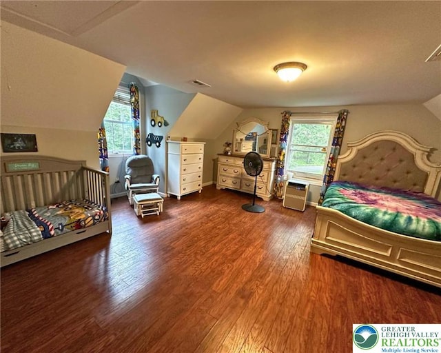 1701 Johns Rd, Chestnuthill Twp, PA 18330 - bedroom featuring vaulted ceiling and wood finished floors