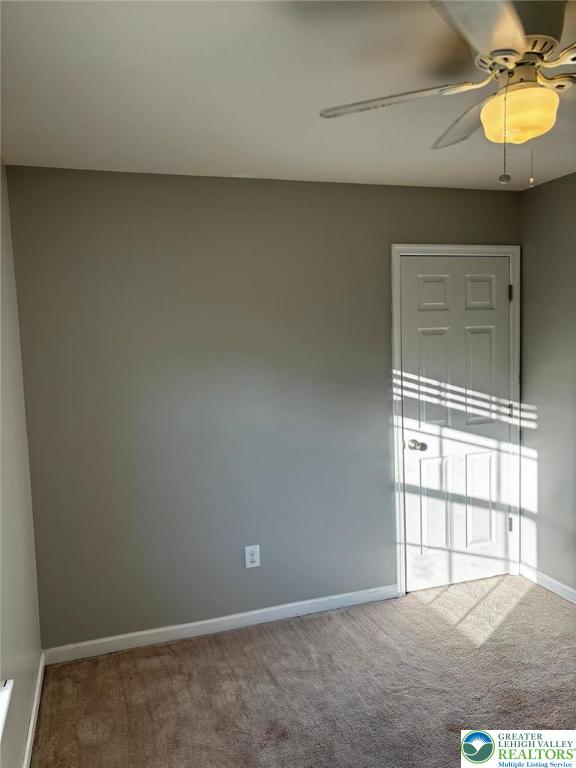 4954 Coatbridge Ln, Lehigh Twp, PA 18088 - unfurnished room featuring carpet flooring and a ceiling fan