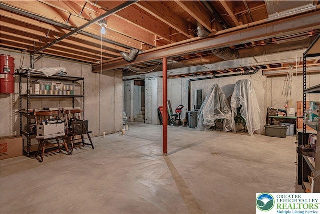 2029 Amherst Dr, Lower Saucon Twp, PA 18015 - unfinished below grade area featuring a central vacuum unit