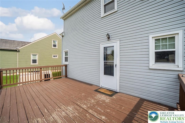 457 E Lawn Rd, Upper Nazareth Twp, PA 18064 - view of wooden terrace
