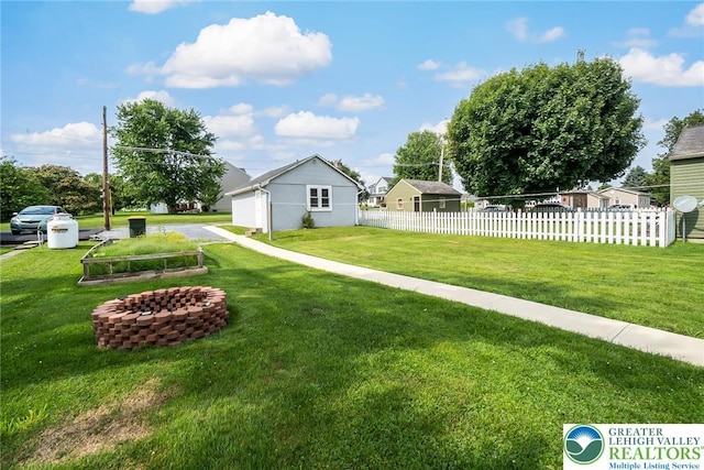 457 E Lawn Rd, Upper Nazareth Twp, PA 18064 - view of yard with a garage
