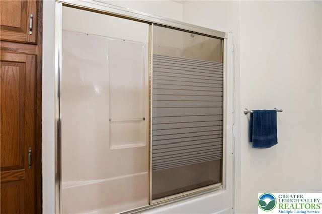 242 Schoeneck Ave, Nazareth Boro, PA 18064 - bathroom with combined bath / shower with glass door