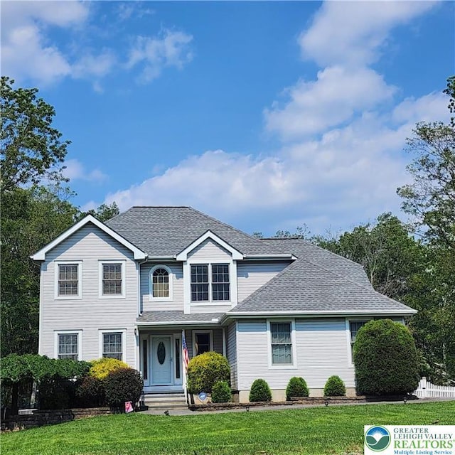 408 Sassafrass Way, Jackson Twp, PA 18360 - traditional-style home with a shingled roof