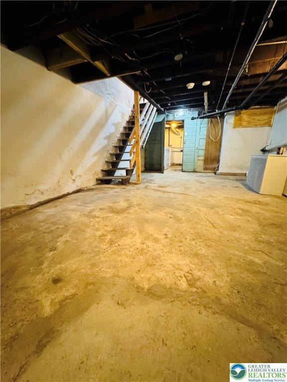 823 Spring St, Bethlehem City, PA 18018 - photo 34