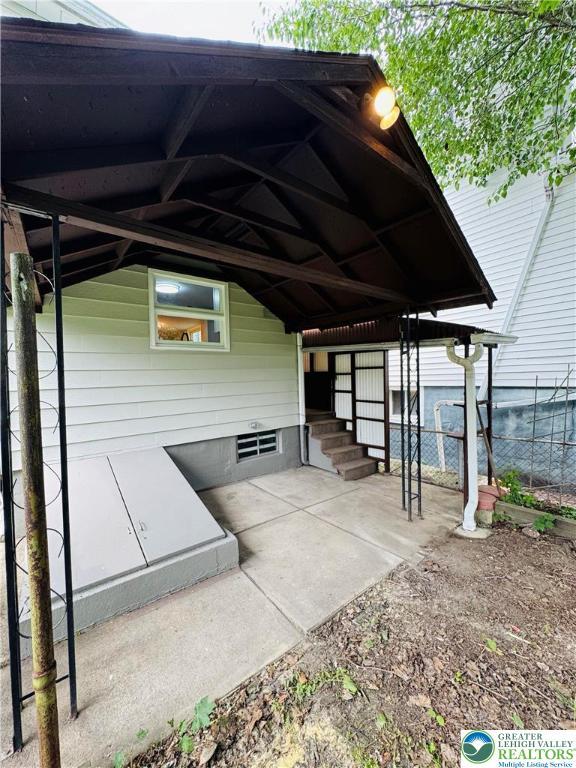 332 W Patterson St, Lansford Boro, PA 18232 - photo 32