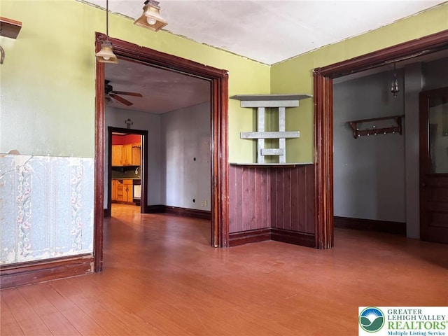 206 21st St, Northampton Boro, PA 18067 - corridor with wood finished floors