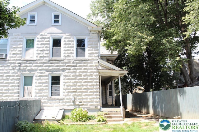 206 21st St, Northampton Boro, PA 18067 - back of property