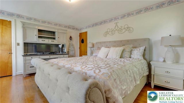 2930 Green Pond, Palmer Twp, PA 18045 - bedroom with wood finished floors