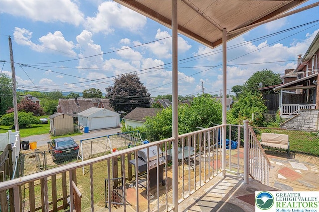858 Radclyffe St, Bethlehem City, PA 18017 - view of balcony