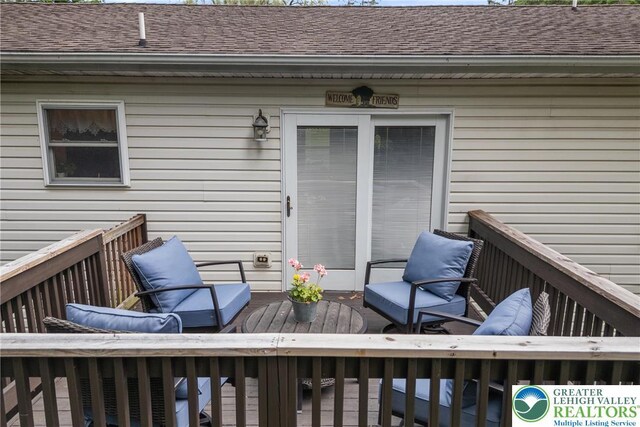 2954 Avery Rd, Washington Twp, PA 18080 - view of wooden terrace