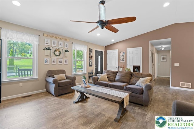 2954 Avery Rd, Washington Twp, PA 18080 - living area featuring a ceiling fan, wood finished floors, vaulted ceiling, and recessed lighting