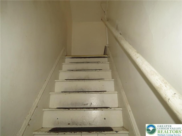 151 W Nesquehoning St, Easton, PA 18042 - view of stairway