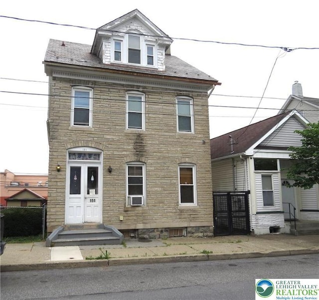 151 W Nesquehoning St, Easton, PA 18042 - view of front facade featuring stone siding