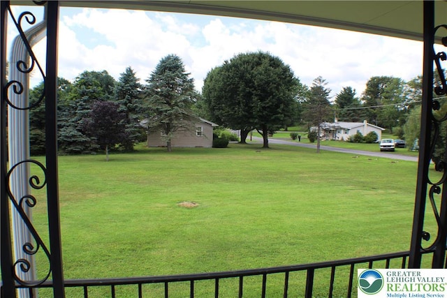 1321 Bushkill Center Rd, Bushkill Twp, PA 18091 - view of green lawn