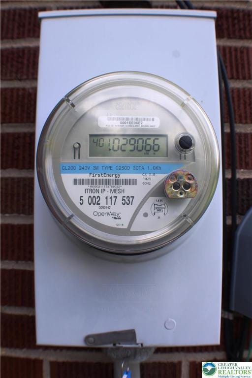 1321 Bushkill Center Rd, Bushkill Twp, PA 18091 - exterior view of electric meter