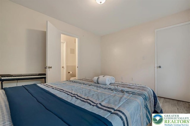 5 Flagstone Ln, East Stroudsburg, PA 18302 - bedroom featuring wood finished floors
