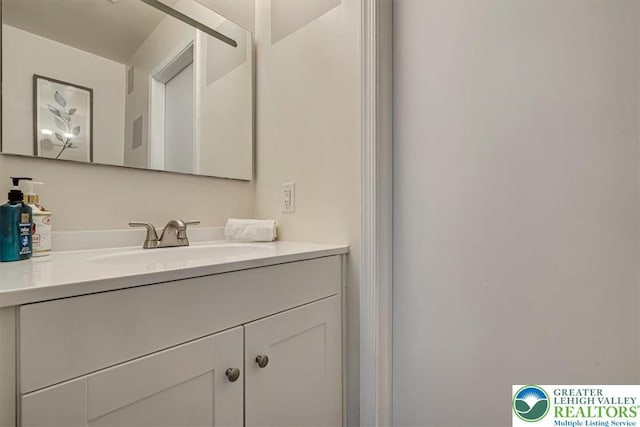 5 Flagstone Ln, East Stroudsburg, PA 18302 - bathroom with vanity