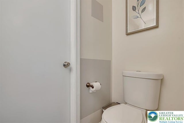 5 Flagstone Ln, East Stroudsburg, PA 18302 - bathroom featuring toilet