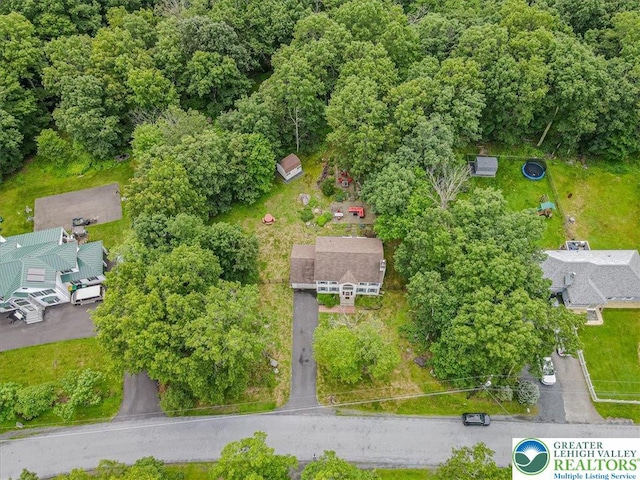 5 Flagstone Ln, East Stroudsburg, PA 18302 - drone / aerial view