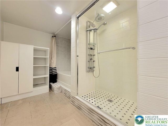 1025 Cricket Ln, Tobyhanna Twp, PA 18334 - full bathroom featuring a tile shower and tile patterned floors