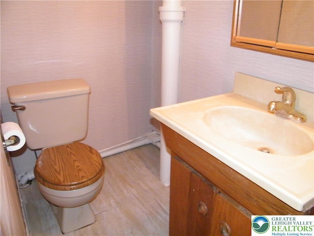 3415 Kathleen Ave, Salisbury Twp, PA 18103 - bathroom featuring vanity and toilet
