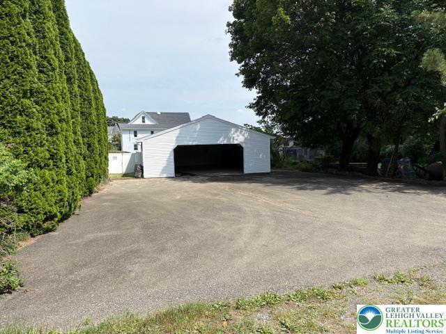 5734 Rte 873, North Whitehall Twp, PA 18078 - view of detached garage