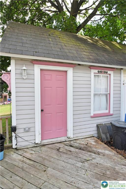 107 N Schanck Ave, Pen Argyl Boro, PA 18072 - view of outbuilding