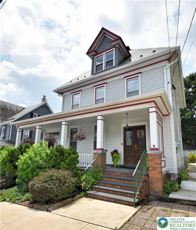 107 N Schanck Ave, Pen Argyl Boro, PA 18072 - view of front of home with a porch