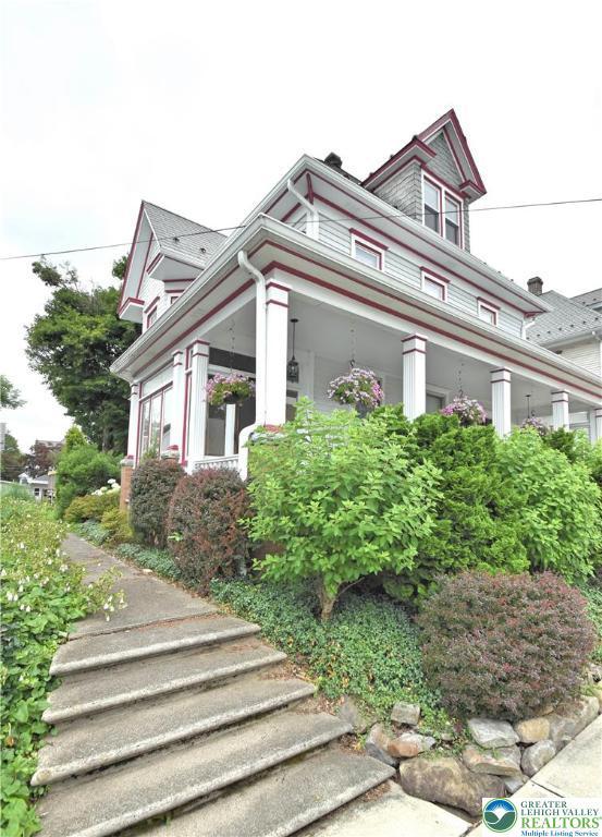 107 N Schanck Ave, Pen Argyl Boro, PA 18072 - view of front facade