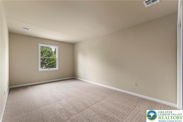 9 Stone Crk, Palmer Twp, PA 18045 - carpeted empty room featuring baseboards