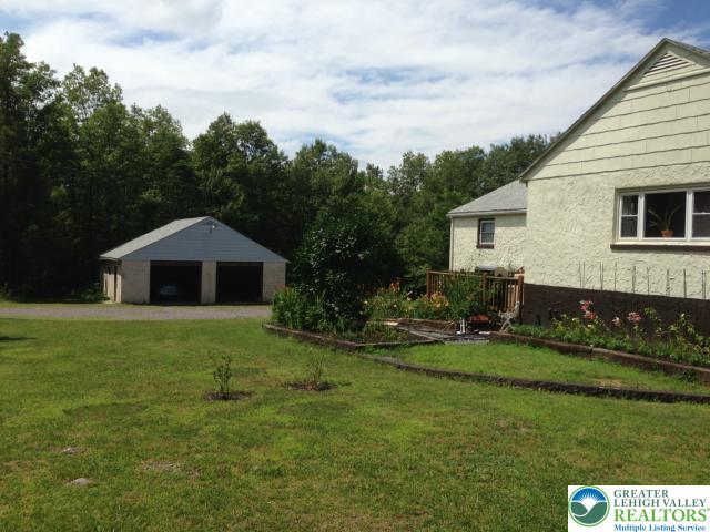 75 Coyote Dr, Penn Forest Twp, PA 18229 - photo 4