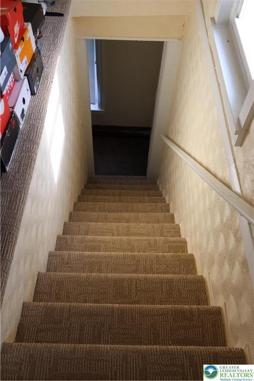 1533 E Emmaus, Salisbury Twp, PA 18103 - view of stairs