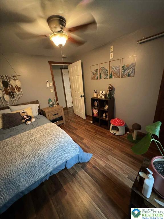 15 Hiawatha Trl, Penn Forest Twp, PA 18210 - bedroom featuring wood finished floors and a ceiling fan
